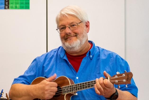 Kevin Lake playing guitar